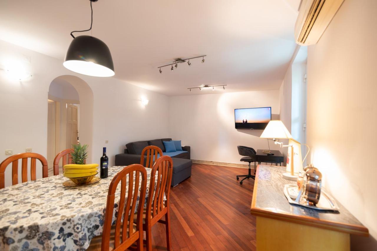 Palm Garden Apartment In Center With Big Terrace Spalato Esterno foto