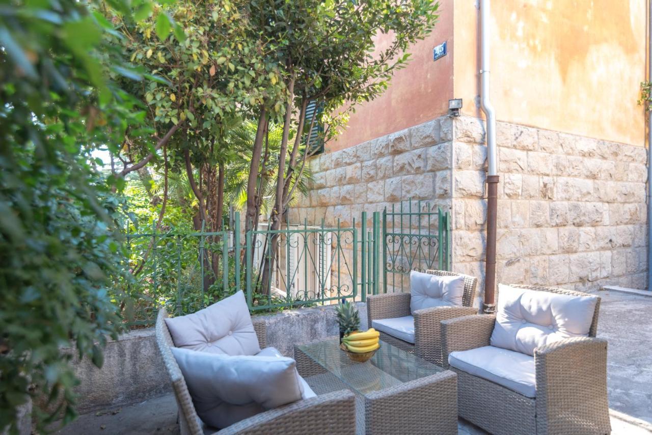 Palm Garden Apartment In Center With Big Terrace Spalato Esterno foto