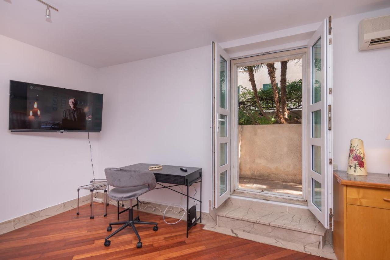 Palm Garden Apartment In Center With Big Terrace Spalato Esterno foto